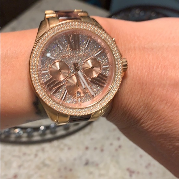 Michael Kors Accessories - A Michael Kors tortoise shell watch Michael Kors Accessories - A Michael Kors tortoise shell watch